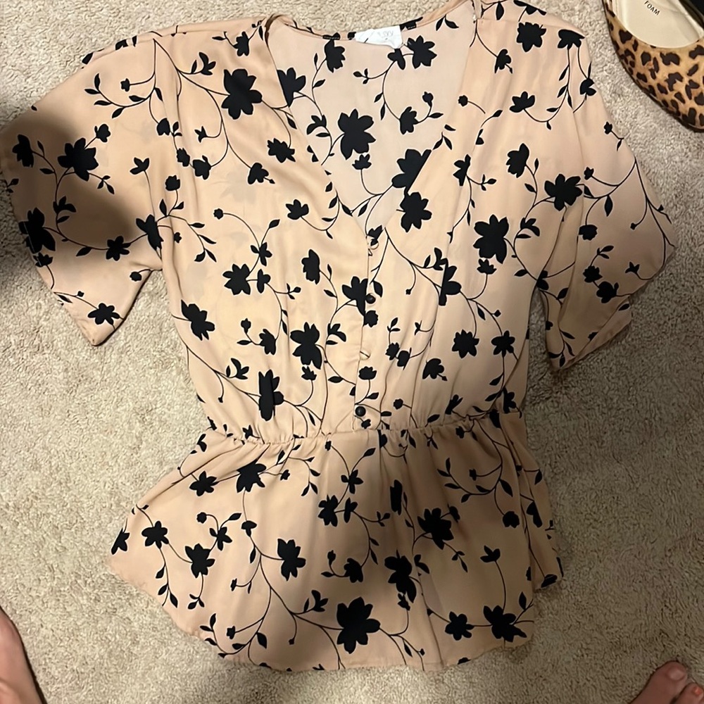 Flowy top
